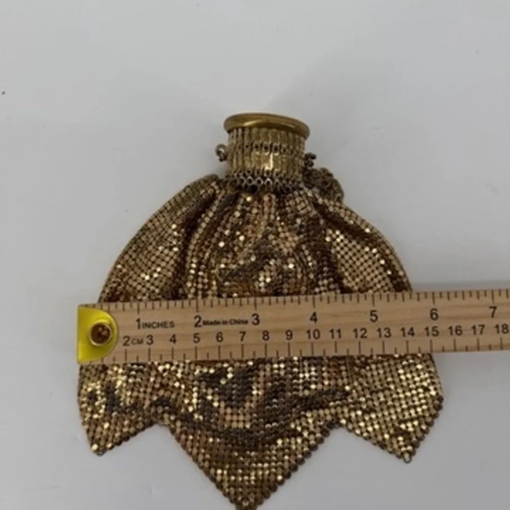 Vintage Whiting & Davis Gold Mesh Beggar Bag Gate Top Accordion Purse USA
